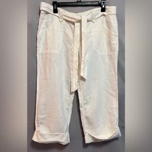 Old Navy White Cropped Pants